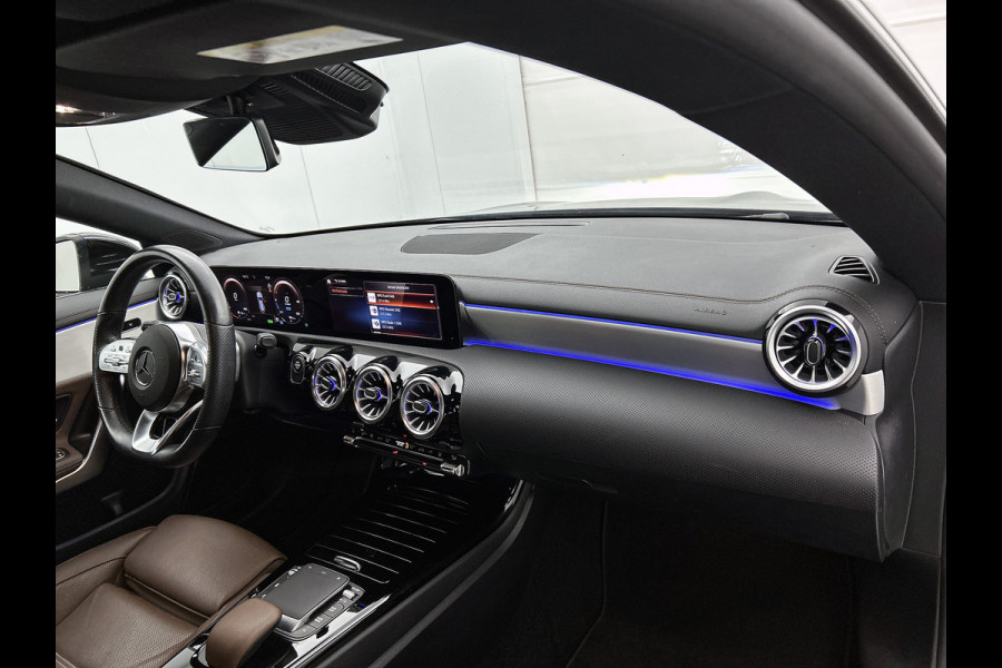 Mercedes-Benz CLA-Klasse Shooting Brake 250 e AMG Line(Dealer OnderH, SfeerVerlichting, Camera, Stoelkoeling/ Verwarming, Etc)