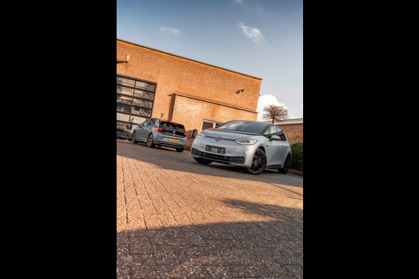 Volkswagen ID.3 First 58 kWh 350 Km Actieradius BTW 1e Eig Adaptive Sfeerverlichting Stoelverwarming 18''