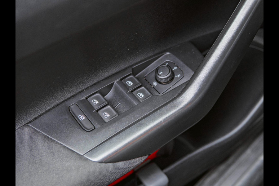 Volkswagen Polo 1.0 TSI Comfortline Business Camera|Navi|Keyless|Carplay