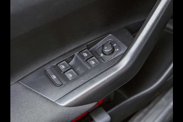 Volkswagen Polo 1.0 TSI Comfortline Business Camera|Navi|Keyless|Carplay