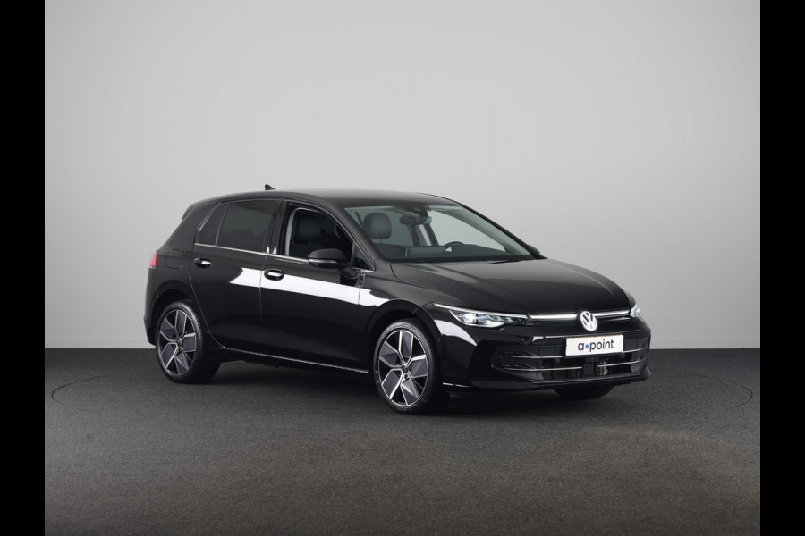 Volkswagen Golf 1.5 eHybrid Style Edition 204 pk Automaat (DSG) | Verlengde garantie | Parkeersensoren (Park assist) | Rondomzicht camera | Matrix LED koplampen | Stoelverwarming |