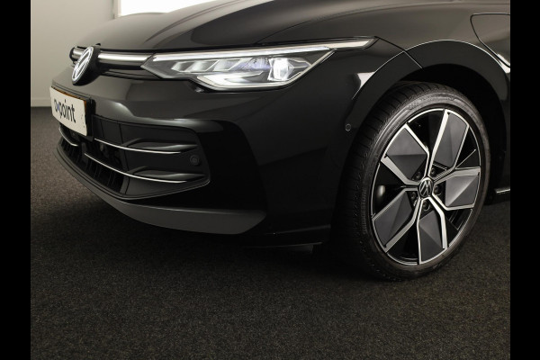 Volkswagen Golf 1.5 eHybrid Style Edition 204 pk Automaat (DSG) | Verlengde garantie | Parkeersensoren (Park assist) | Rondomzicht camera | Matrix LED koplampen | Stoelverwarming |