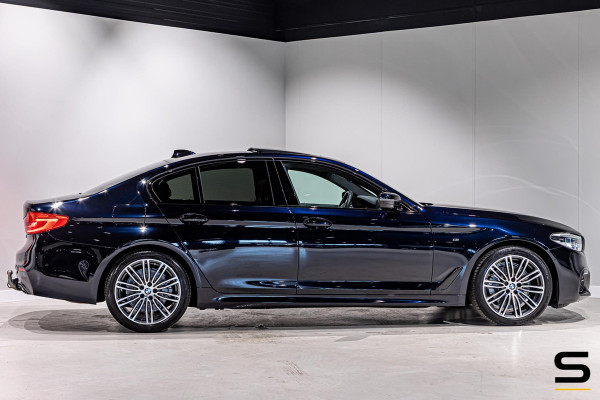 BMW 5 Serie 520i High Executive Edition|M-sport|NAP|Full|1eig