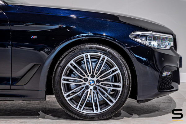BMW 5 Serie 520i High Executive Edition|M-sport|NAP|Full|1eig