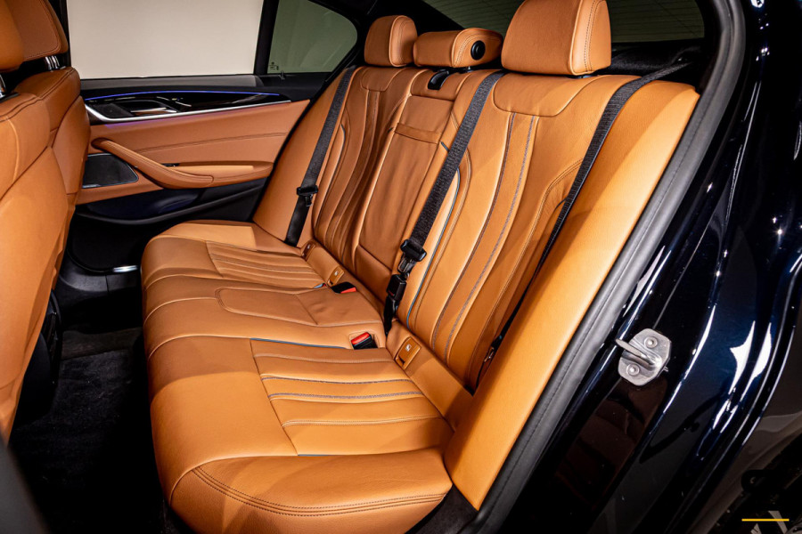 BMW 5 Serie 520i High Executive Edition|M-sport|NAP|Full|1eig