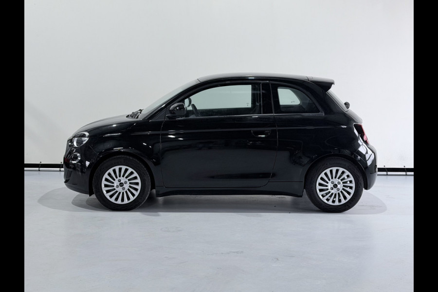 Fiat 500E Urban 42 kWh / Apple carplay / Climate controle