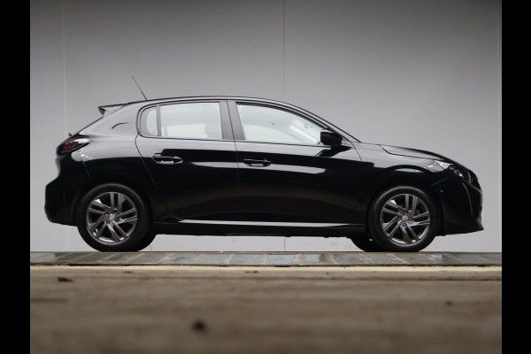 Peugeot 208 1.2 PureTech Allure Sport (APPLE CARPLAY,NAVI,PDC,CRUISE,LED,ELEKTRISCH PAKKET,SPORTSTOELEN,LM VELGEN)