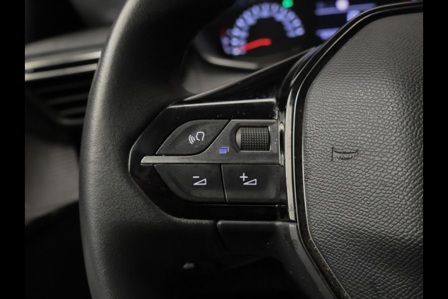 Peugeot 208 1.2 PureTech Allure Sport (APPLE CARPLAY,NAVI,PDC,CRUISE,LED,ELEKTRISCH PAKKET,SPORTSTOELEN,LM VELGEN)