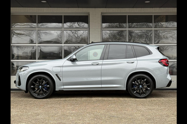 BMW X3 xDrive30e M SPORT | HARMAN KARDON | TREKHAAK | PANORAMA | KEYLESS | SPORTREMMEN | ELEKT. STOELEN |