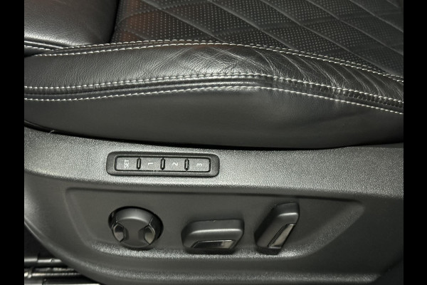 Škoda Kodiaq 2.0 TSI 4x4 Sportline Business Garantie Facelift StoelVentilatie Leder Camera StoelVW StuurVW Sfeer Off-Road Rijklaar