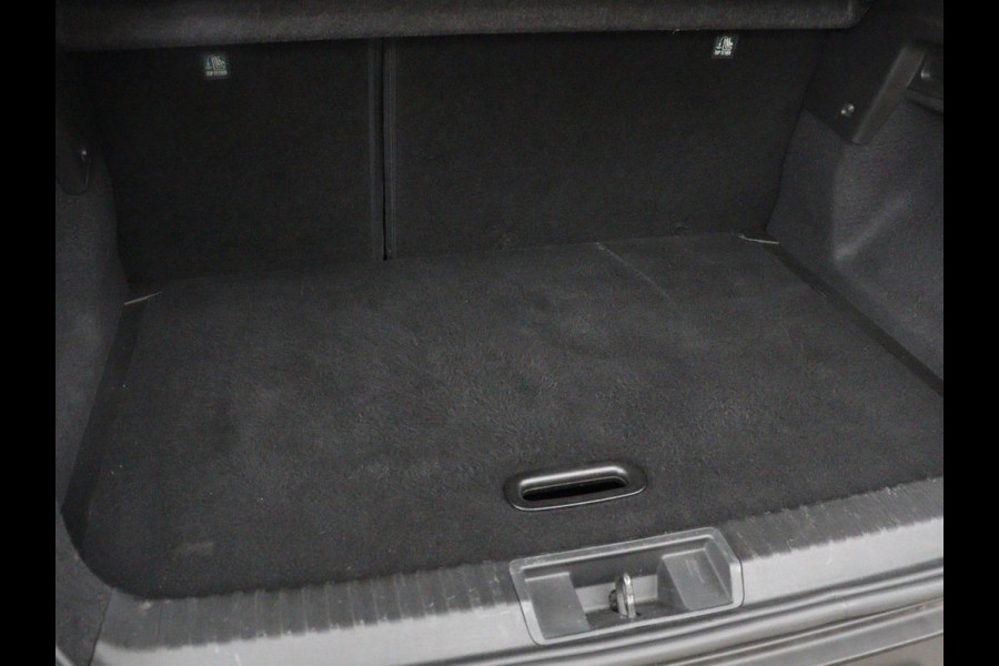 Renault Captur 1.0 TCe 100 Zen | Carplay | Cruise control | Full LED | Airco | DAB | Lichtsensor | Bluetooth