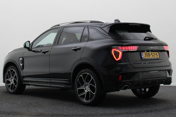 Lynk & Co 01 1.5 360° Camera, Panoramadak, Zwarte hemel, ACC, Apple Carplay, DAB, 20''