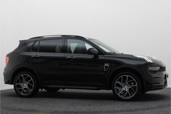 Lynk & Co 01 1.5 360° Camera, Panoramadak, Zwarte hemel, ACC, Apple Carplay, DAB, 20''