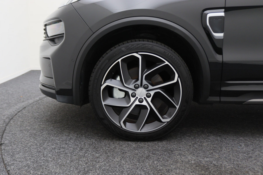 Lynk & Co 01 1.5 360° Camera, Panoramadak, Zwarte hemel, ACC, Apple Carplay, DAB, 20''