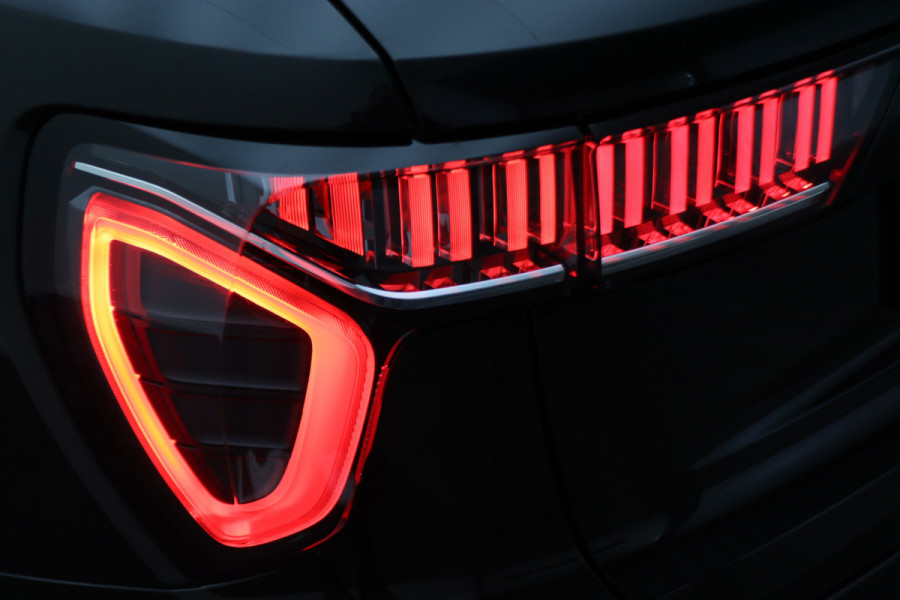 Lynk & Co 01 1.5 360° Camera, Panoramadak, Zwarte hemel, ACC, Apple Carplay, DAB, 20''