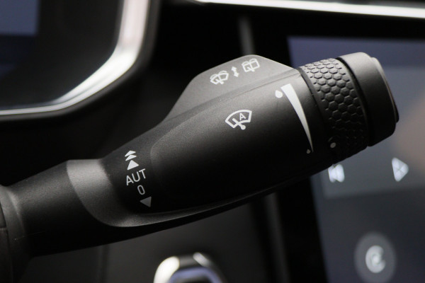 Lynk & Co 01 1.5 360° Camera, Panoramadak, Zwarte hemel, ACC, Apple Carplay, DAB, 20''