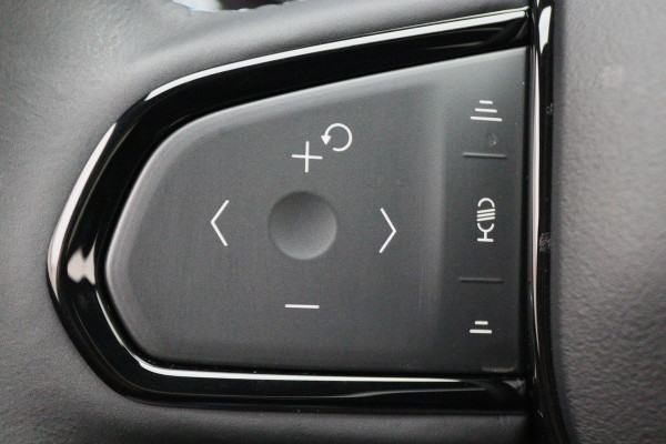 Lynk & Co 01 1.5 360° Camera, Panoramadak, Zwarte hemel, ACC, Apple Carplay, DAB, 20''