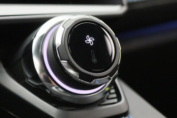 Lynk & Co 01 1.5 360° Camera, Panoramadak, Zwarte hemel, ACC, Apple Carplay, DAB, 20''