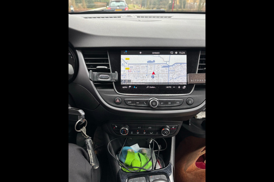 Opel Crossland X 1.2 Turbo Edition 2020 110pk Trekhaak | Stoelverwarming | Navigatie | Achteruitrijcamera  | Carplay, Android auto | Dealer onderhouden