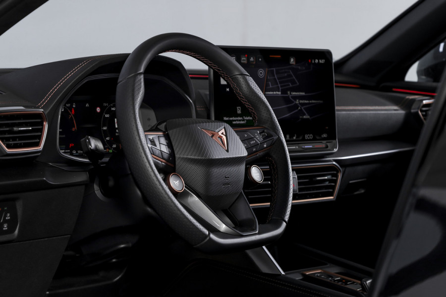 CUPRA Formentor 1.5 TSI e-Hybrid 272 PK VZ Performance - Automaat | Dig. Cockpit | Adapt. Cruise | Stoel-+Stuurverw. | PDC | Camera | NAV + App. Connect | ECC | Sennheiser | Elek. Klep | LM 19" | 5347