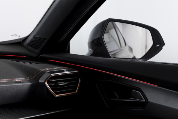 CUPRA Formentor 1.5 TSI e-Hybrid 272 PK VZ Performance - Automaat | Dig. Cockpit | Adapt. Cruise | Stoel-+Stuurverw. | PDC | Camera | NAV + App. Connect | ECC | Sennheiser | Elek. Klep | LM 19" | 5347