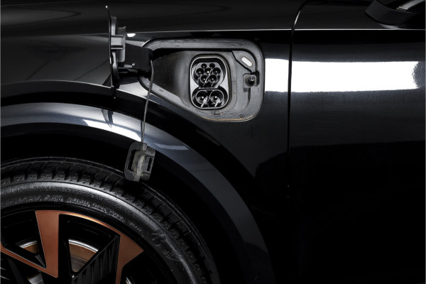 CUPRA Formentor 1.5 TSI e-Hybrid 272 PK VZ Performance - Automaat | Dig. Cockpit | Adapt. Cruise | Stoel-+Stuurverw. | PDC | Camera | NAV + App. Connect | ECC | Sennheiser | Elek. Klep | LM 19" | 5347