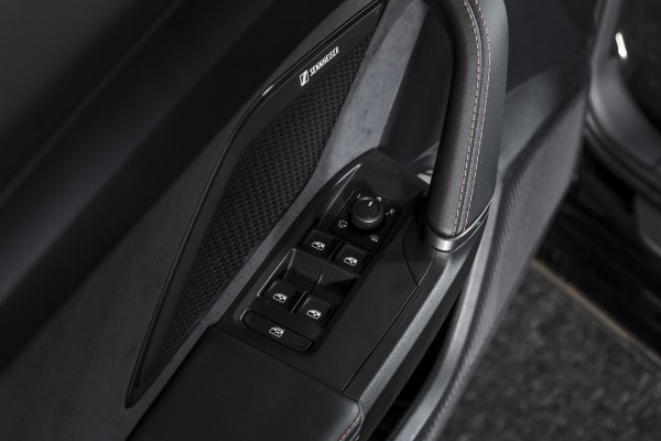 CUPRA Formentor 1.5 TSI e-Hybrid 272 PK VZ Performance - Automaat | Dig. Cockpit | Adapt. Cruise | Stoel-+Stuurverw. | PDC | Camera | NAV + App. Connect | ECC | Sennheiser | Elek. Klep | LM 19" | 5347