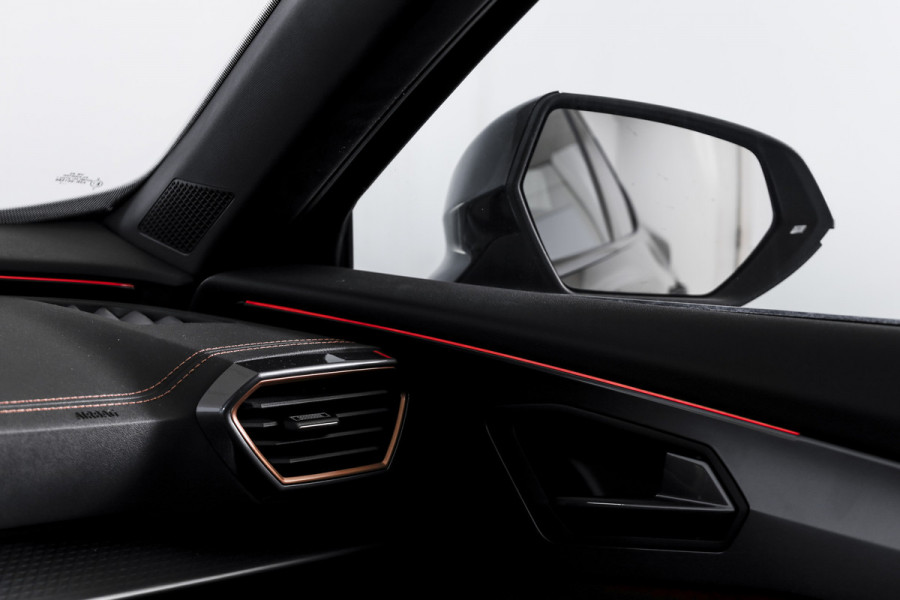 CUPRA Formentor 1.5 TSI e-Hybrid 272 PK VZ Performance - Automaat | Dig. Cockpit | Adapt. Cruise | Stoel-+Stuurverw. | PDC | Camera | NAV + App. Connect | ECC | Sennheiser | Elek. Klep | LM 19" | 5475