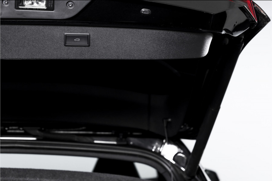 CUPRA Formentor 1.5 TSI e-Hybrid 272 PK VZ Performance - Automaat | Dig. Cockpit | Adapt. Cruise | Stoel-+Stuurverw. | PDC | Camera | NAV + App. Connect | ECC | Sennheiser | Elek. Klep | LM 19" | 5475