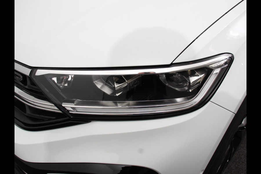 Volkswagen T-Roc 1.5 TSI DSG R-Line+Blackpack | Panorama dak | Climate control | Adaptieve cruise control | LED | Navigatie | Achteruitrijcamera | Parkeersensoren | Apple Carplay/ Android Auto | Radio