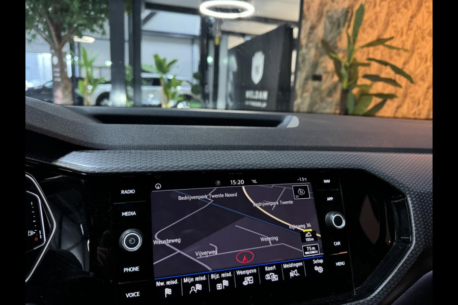 Volkswagen T-Cross 1.0 TSI R-Line Garantie Carplay Blindspot Adoptieve Cruise Virtueel Dash Navi Clima Keyless Led Dab Rijklaar