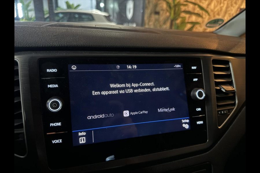 Volkswagen Golf Sportsvan 1.0 TSI Comfortline Garantie Trekhaak Carplay Adoptieve Cruise Navi Clima Led Dab PDC Rijklaar
