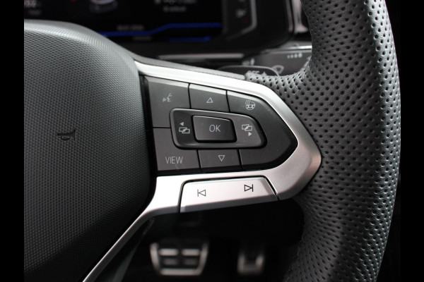 Volkswagen T-Roc 1.5 TSI R-Line+Blackpack Climate control | Adaptieve cruise control | LED | Navigatie | Achteruitrijcamera | Parkeersensoren | Apple Carplay/ Android Auto | Radio