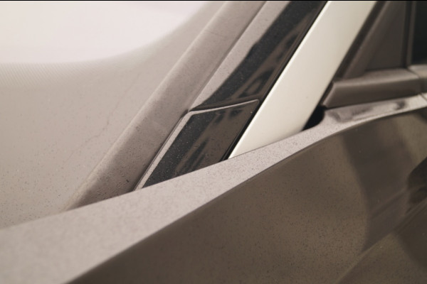 Volkswagen ID.4 First 77kWh -SOH92%-TREKHAAK-CAM-NAVI-PDC-