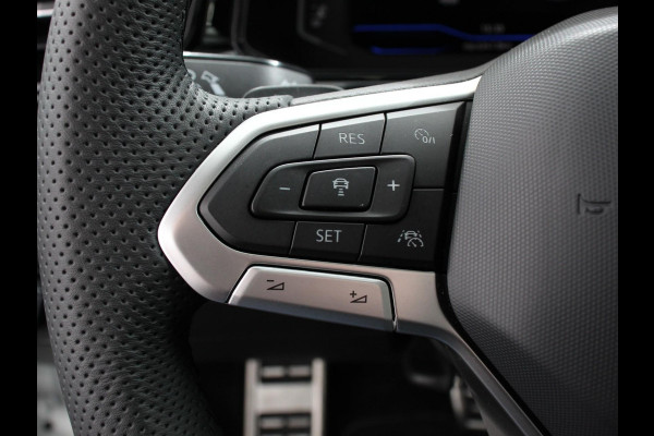 Volkswagen T-Roc 1.5 TSI DSG R-Line+Blackpack Climate control | Adaptieve cruise control | Panoramadak | LED | Navigatie | Achteruitrijcamera | Parkeersensoren | Apple Carplay/ Android Auto | Radio