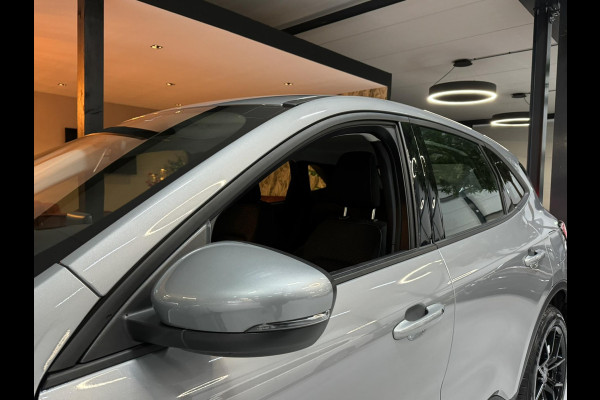 Ford Kuga 1.5 EcoBoost Fabrieksgarantie StoelVW Keyless Cruise Navi Airco PDC Led Dab Rijklaar