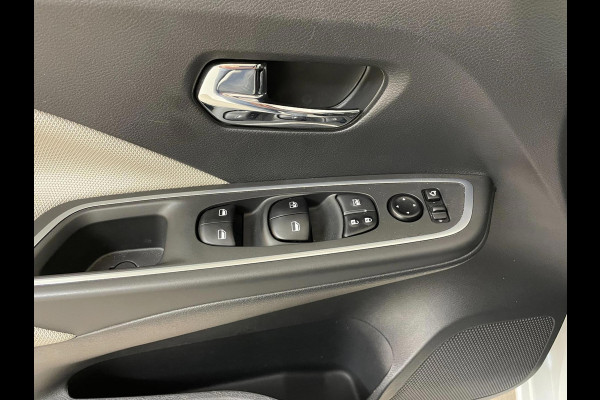 Nissan Micra 1.0 IG-T N-Connecta 100PK AIRCO NAVI CRUISE PARELMOER WIT VELGEN PDC NIEUWSTAAT