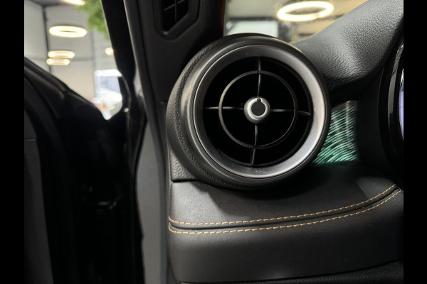 Alfa Romeo Tonale 1.5T Hybrid Ti Garantie StuurVW StoelVW Camera Adoptieve Cruise Elek Achterklep Navi Clima Led Dab Rijklaar