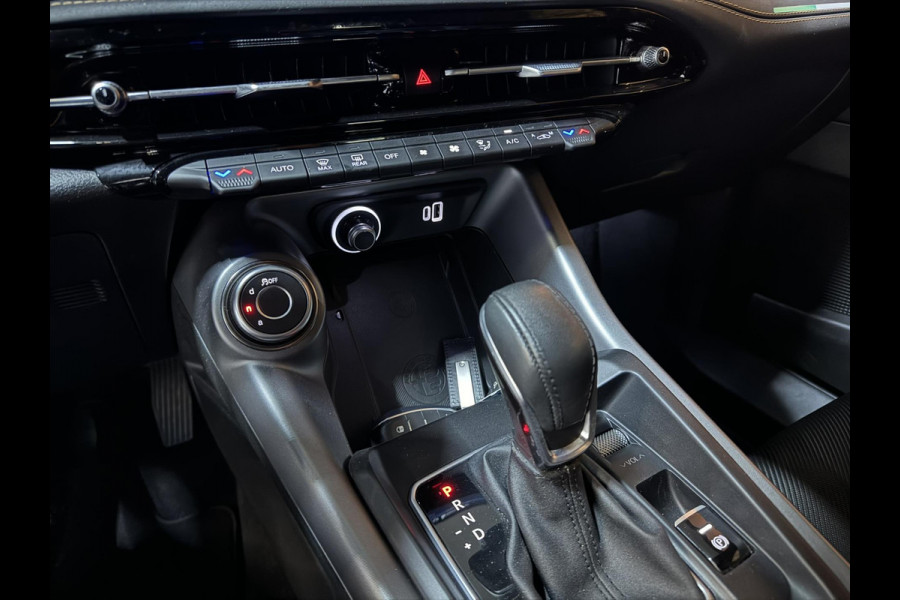 Alfa Romeo Tonale 1.5T Hybrid Ti Garantie StuurVW StoelVW Camera Adoptieve Cruise Elek Achterklep Navi Clima Led Dab Rijklaar