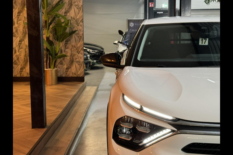 Citroën C4 1.2 Puretech Shine Garantie Head-Up Carplay Camera Adoptieve Cruise Navi Clima Keyless Led Dab Rijklaar
