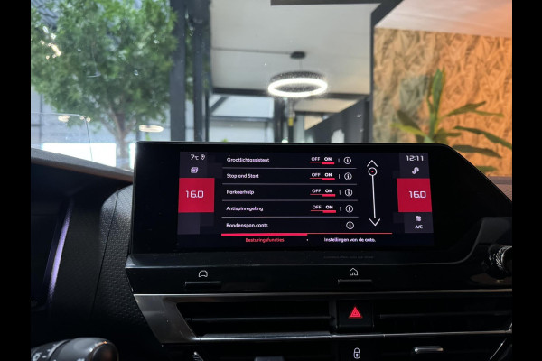 Citroën C4 1.2 Puretech Shine Garantie Head-Up Carplay Camera Adoptieve Cruise Navi Clima Keyless Led Dab Rijklaar