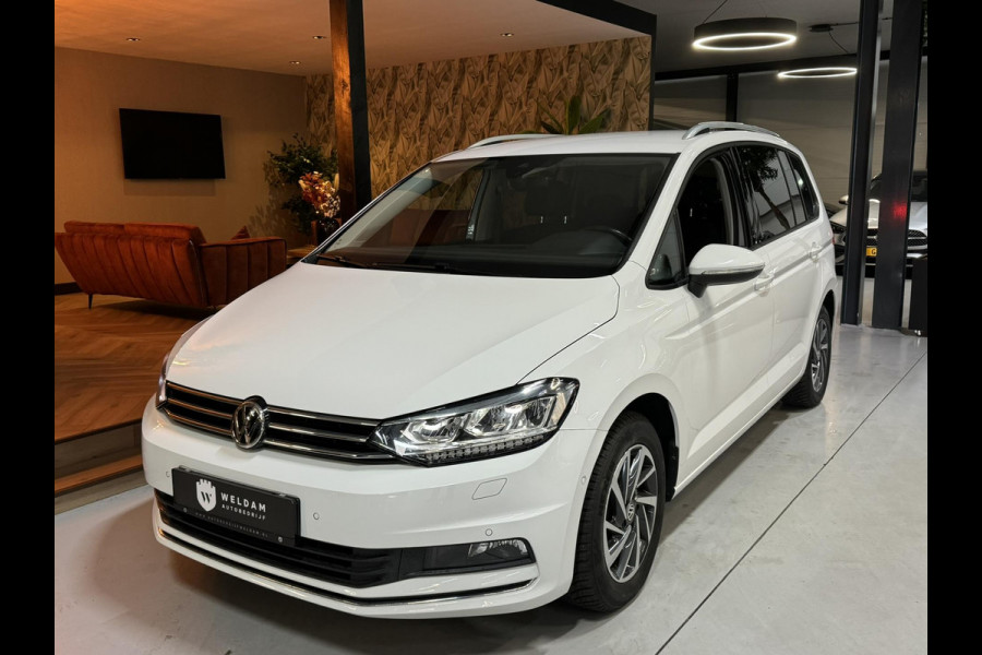 Volkswagen Touran 1.4 TSI Highline 7p Garantie Standkachel StoelVW Camera Carplay Adoptieve Cruise Navi Clima Led Rijklaar