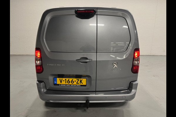 Peugeot Partner 1.5 BlueHDI 131pk euro6 Premium, Airco, CruiseControl, Camera, navigatie, Metallic, Trekhaak, LMV, Rijklaarprijs!