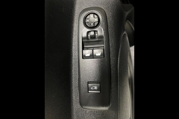 Peugeot Partner 1.5 BlueHDI 131pk euro6 Premium, Airco, CruiseControl, Camera, navigatie, Metallic, Trekhaak, LMV, Rijklaarprijs!