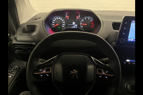 Peugeot Partner 1.5 BlueHDI 131pk euro6 Premium, Airco, CruiseControl, Camera, navigatie, Metallic, Trekhaak, LMV, Rijklaarprijs!