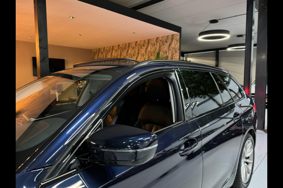 BMW 5 Serie Touring 520i Sport Line M Garantie Pano Memory StoelVentilatie StoelVW Elek Stuur Elek Achterklep Navi Cruise Rijklaar