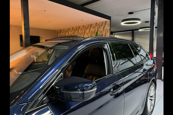 BMW 5 Serie Touring 520i Sport Line M Garantie Pano Memory StoelVentilatie StoelVW Elek Stuur Elek Achterklep Navi Cruise Rijklaar