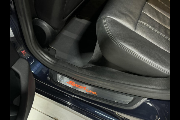 BMW 5 Serie Touring 520i Sport Line M Garantie Pano Memory StoelVentilatie StoelVW Elek Stuur Elek Achterklep Navi Cruise Rijklaar