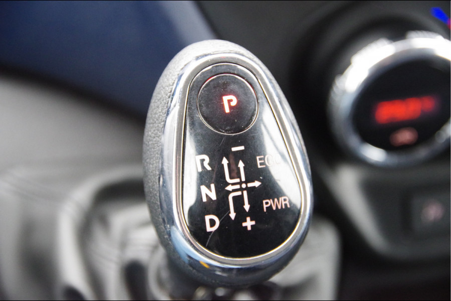 Iveco Daily 35C21 3.0L 210PK L2H1 AUT. N1, DUBBELLUCHT, 3.5T TREKHAAK, CAMERA, NAVI, CRUISE, CLIMA, DUBBEL LUCHT