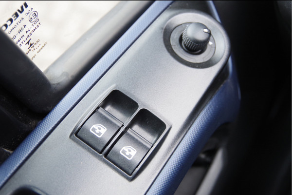 Iveco Daily 35C21 3.0L 210PK L2H1 AUT. N1, DUBBELLUCHT, 3.5T TREKHAAK, CAMERA, NAVI, CRUISE, CLIMA, DUBBEL LUCHT